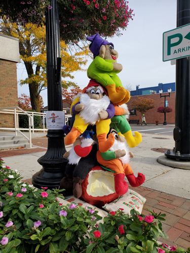 Entry #10 "Seven Dwarves" by The Saline Post